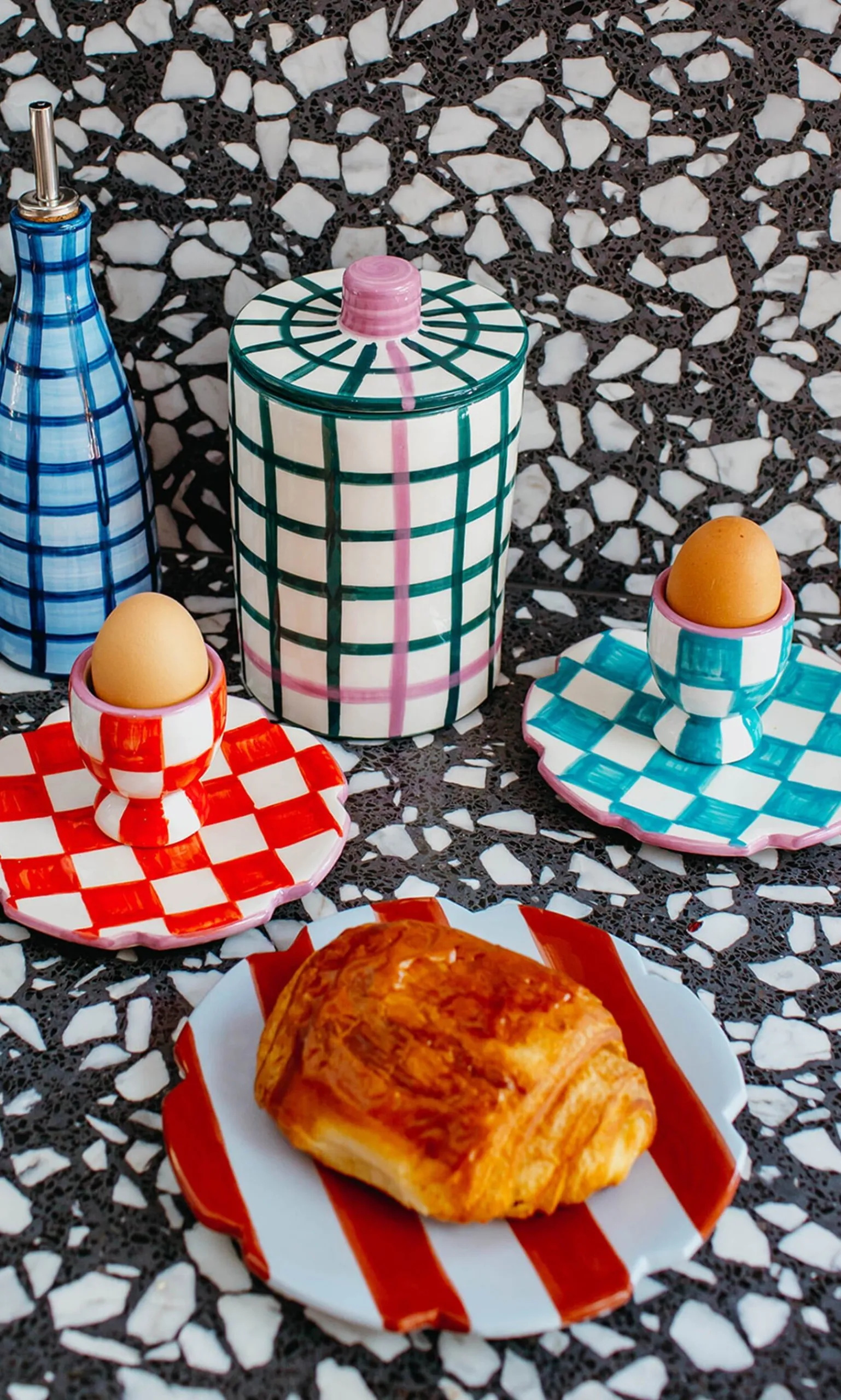 Blue Check Egg Cup + Small Plate>Plümo Clearance
