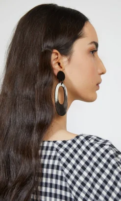 Hestia Earrings><noscript><img width=