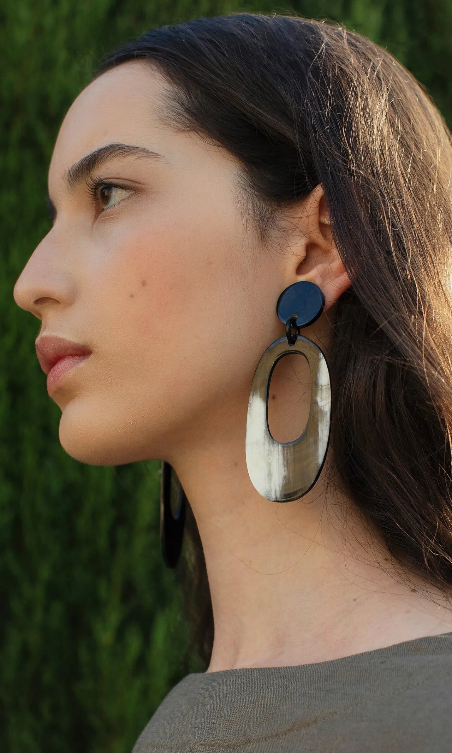 Hestia Earrings>Plümo Online