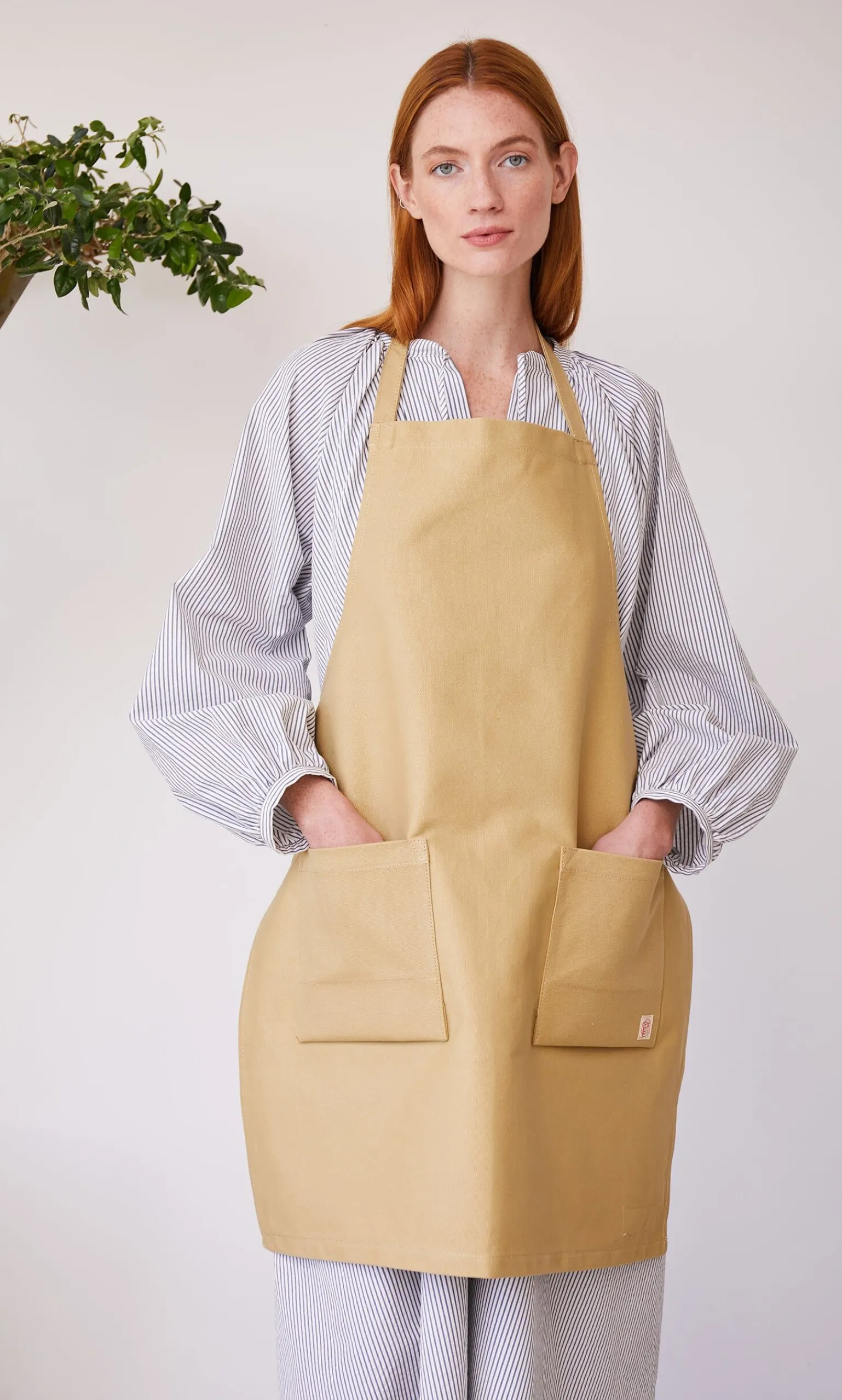 Apron>Niwaki Sale