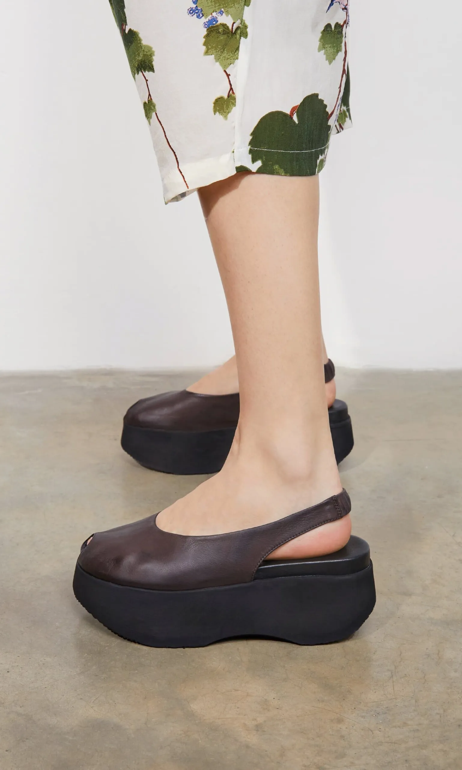 Peeptoe Sandals>Lofina Online