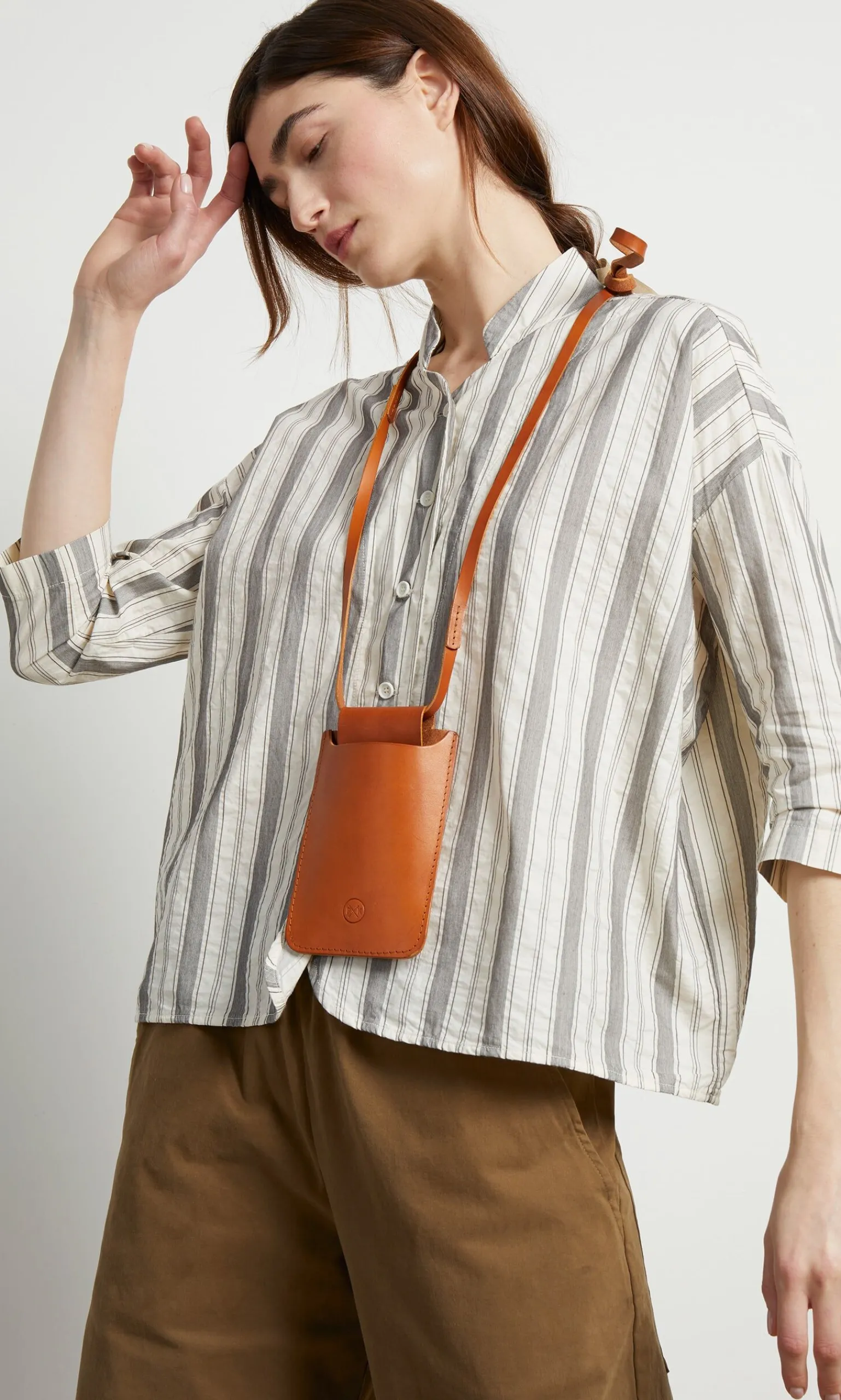 Phone Bag - Tan>Plümo Clearance