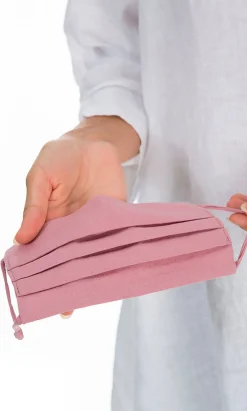 Pleated Face Mask & Pouch - Rose><noscript><img width=