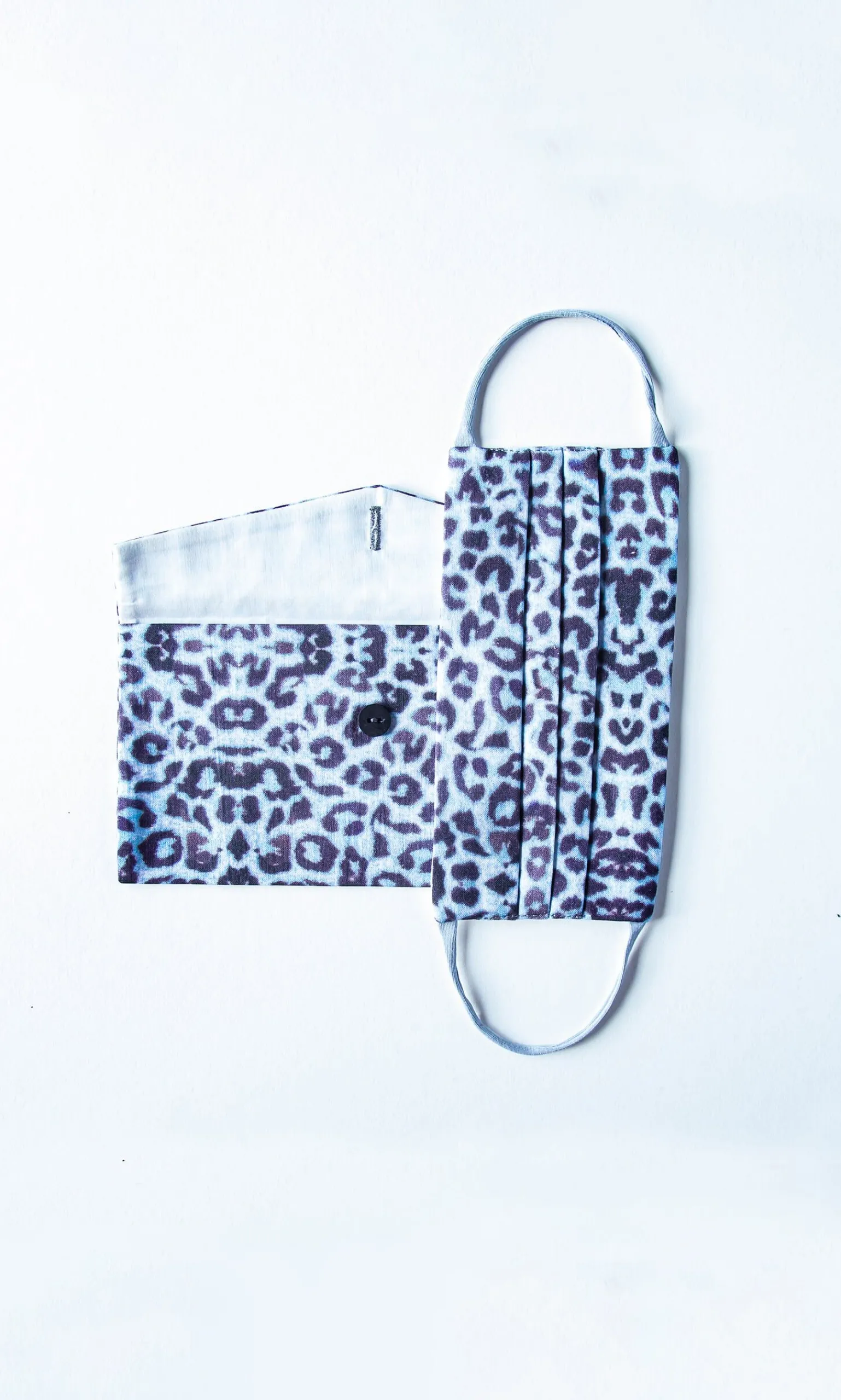 Pleated Face Mask & Pouch - Blue Leopard>Plümo Sale