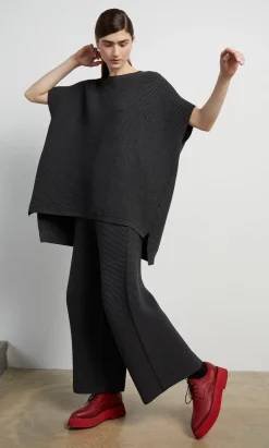 Sleeveless Jack - Graphite>Plümo Studio Clearance