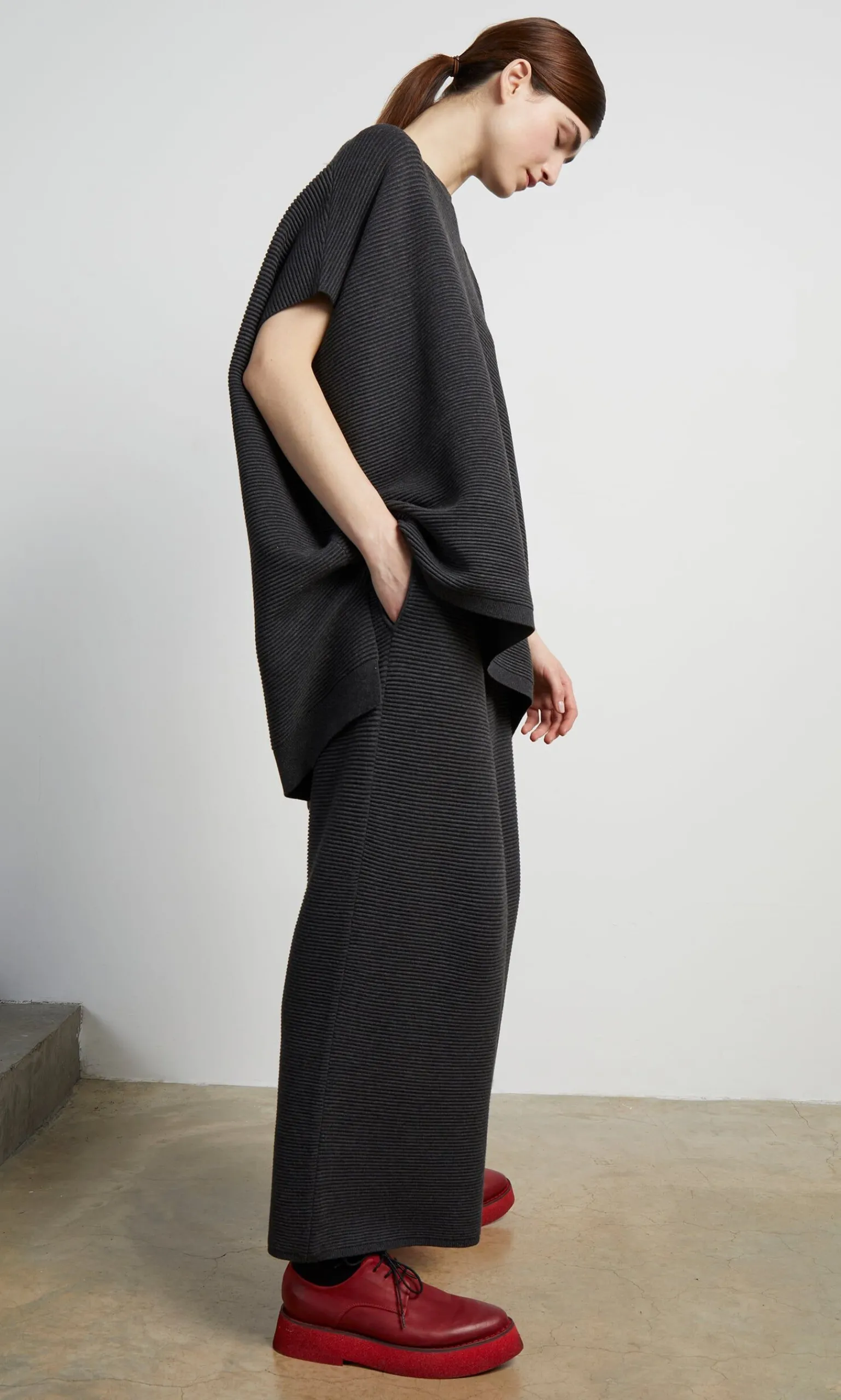 Sleeveless Jack - Graphite>Plümo Studio Clearance